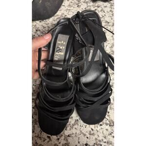 81st & Park Sz 8M Satin Black Strappy Sandals